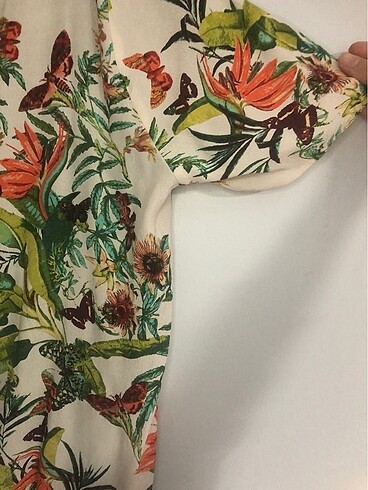 H&M markalı desenli bluz - Görsel 7