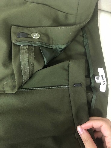 Koton markalı koyu yeşil renkli kumaş pantolon - Görsel 3