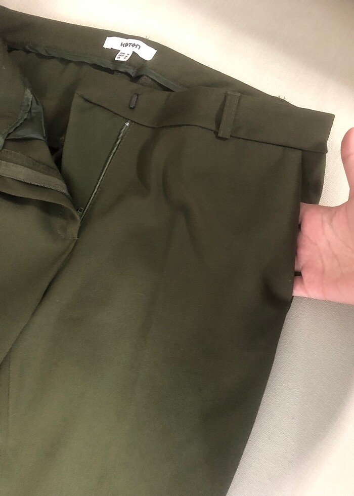 Koton markalı koyu yeşil renkli kumaş pantolon - Görsel 4
