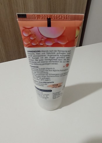 Diğer ISANA Retinal Gece Kremi 0.05% Retinal