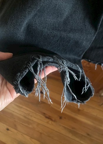 42 Beden Kadın Siyah Taşlı Kot Pantolon
