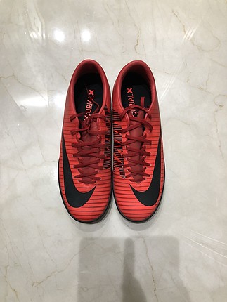 Yepyeni nike spor ayakkabı