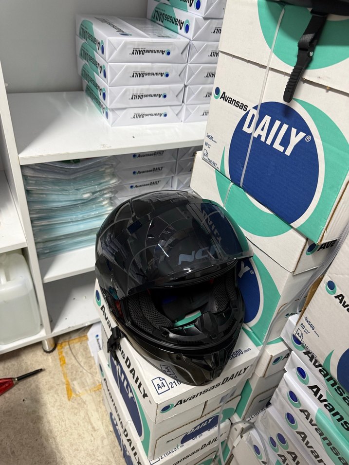 NCR Rapid Siyah Camlı Kapalı Parlak Kask - Görsel 4