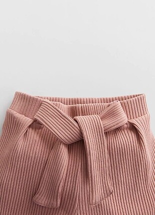 5 Yaş Beden Zara Yumuşak Dokulu Pantolon