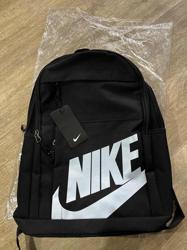 Nike Siyah sırt çantası - Görsel 2