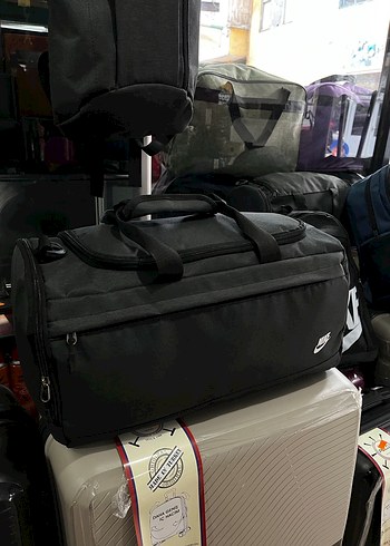 Nike Siyah Spor Çantası - Görsel 2