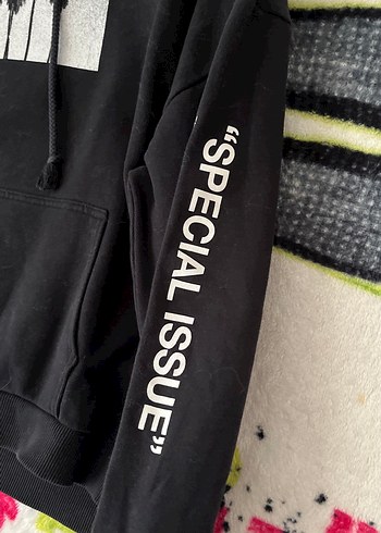 Pull and Bear Siyah Kapüşonlu Baskılı Oversize Sweatshirt