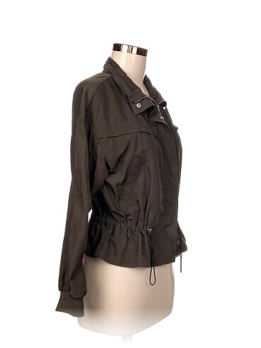 Stradivarius Stradivarius Spor Dış Giyim %70 İndirimli.