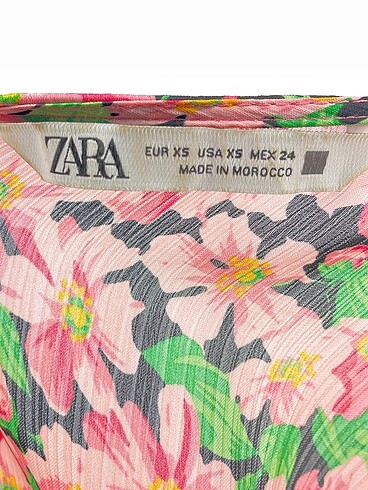 xs Beden çeşitli Renk Zara Kısa Elbise %70 İndirimli.