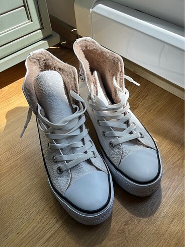 İçi yünlü converse