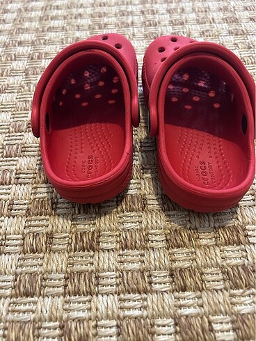 23 Beden Crocs çocuk terlik