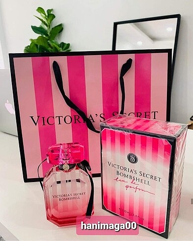 Victoria s secret bombshell