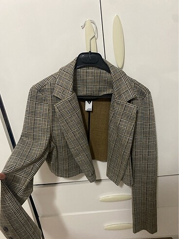 H&M Crop çizgili kısa blazer Çok tarz!!