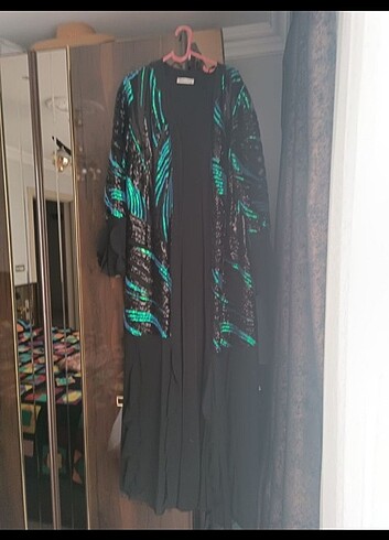 Pullu abaya