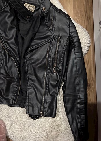 Kadın Siyah Deri Biker Ceket Kürklü - Görsel 4