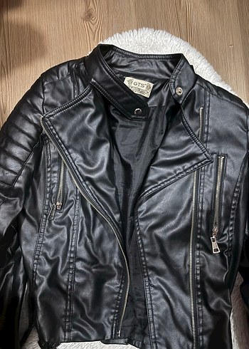 Kadın Siyah Deri Biker Ceket Kürklü - Görsel 2