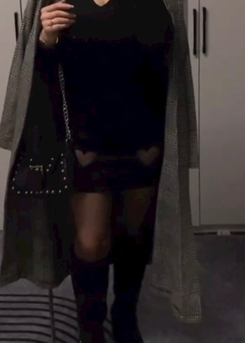 Siyah V Yaka Gotik Mini Elbise - Görsel 2