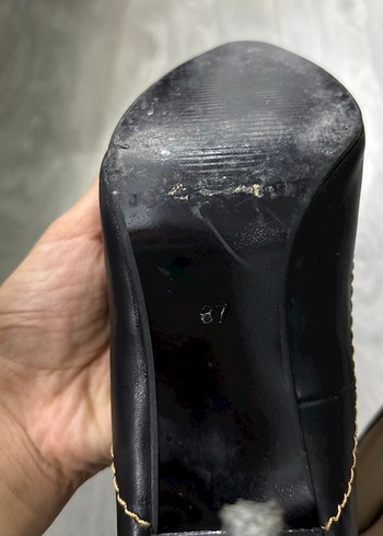 Kemer Detaylı Siyah Dolgu Topuklu Stiletto - Görsel 3