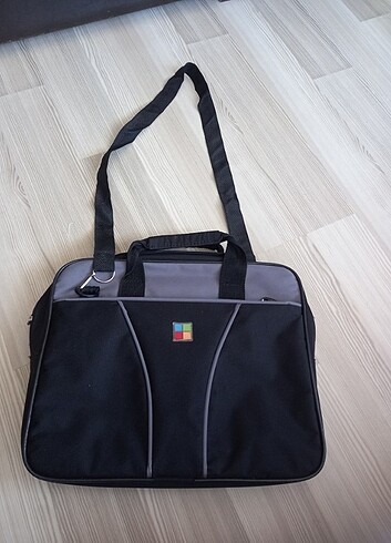 Diğer PLM Laptop çantası
