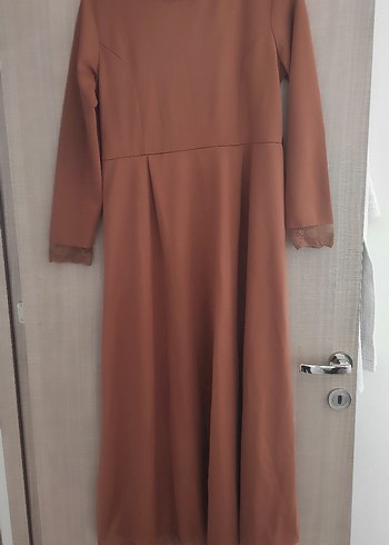 Gupurlu kiremit renk elbise
