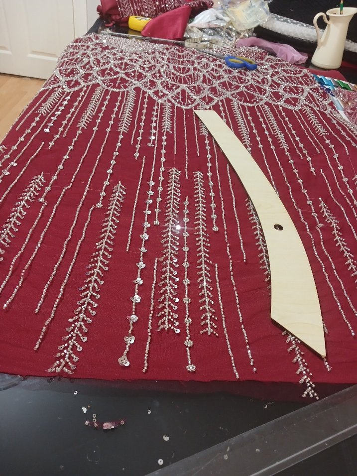 Bordo Drapeli Uzun Kollu  Nişan Elbisesi - Görsel 4