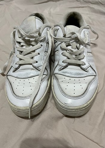 Beyaz Minimalist Erkek Spor Ayakkabı - Görsel 2