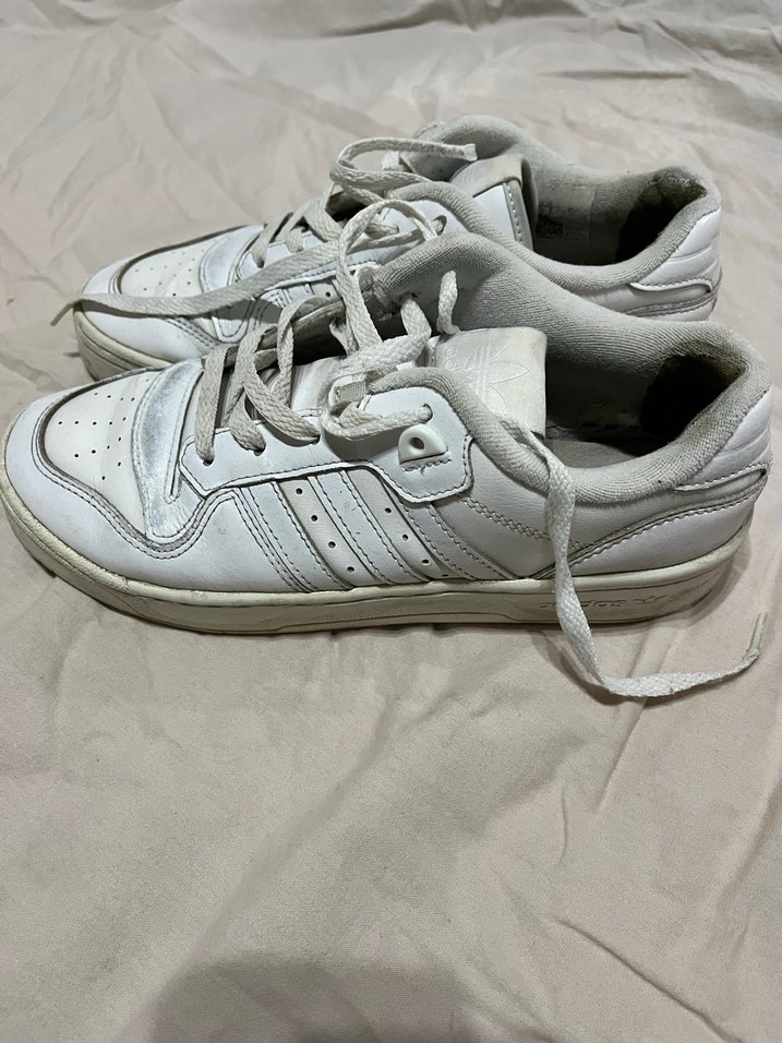 Beyaz Minimalist Erkek Spor Ayakkabı - Görsel 3