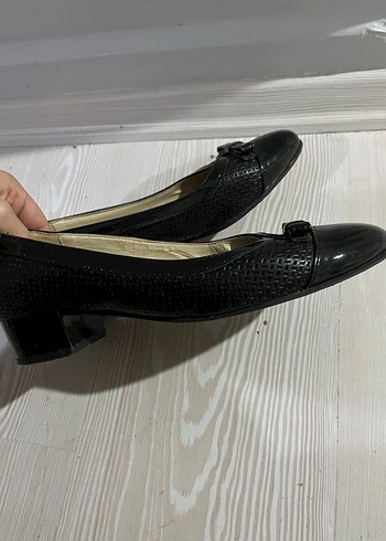38 Beden siyah Renk Klasik Siyah Blok Topuklu Kadın Babet