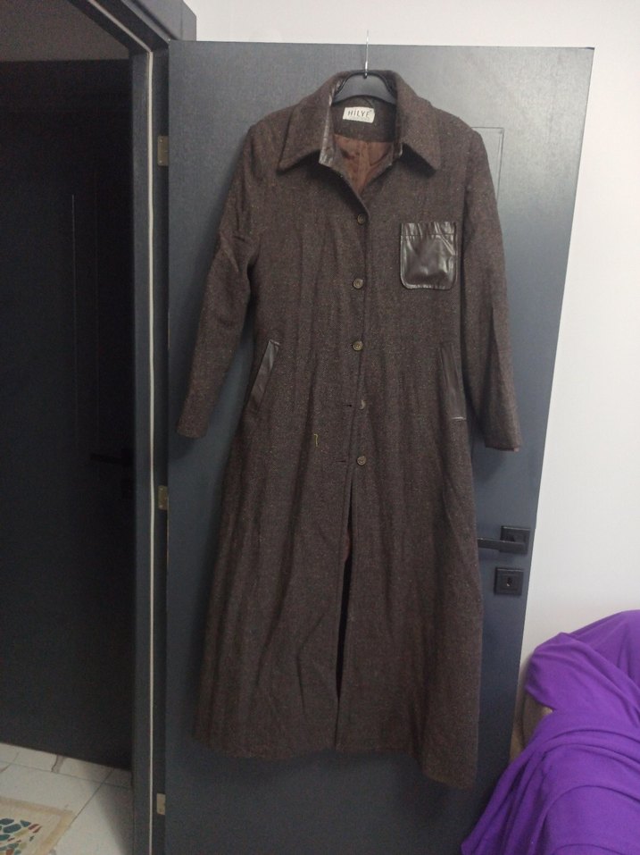 Kahverengi Kuşaklı Uzun Kadın Kaban - Görsel 4