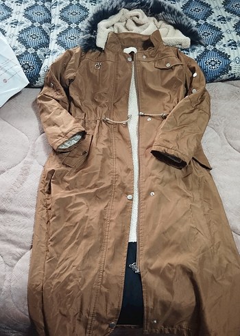 Kürk Detaylı Kahverengi Uzun Kadın Kışlık Mont - Görsel 2