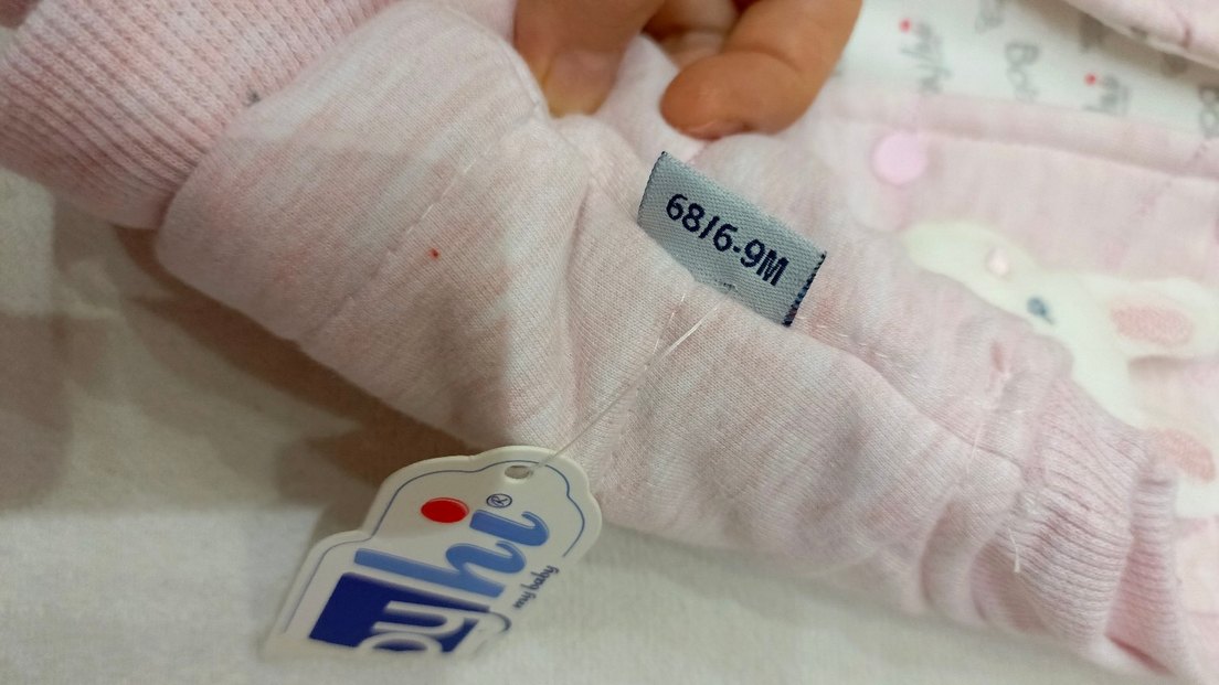 Pembe Kapüşonlu Kız Yeleği - Görsel 5