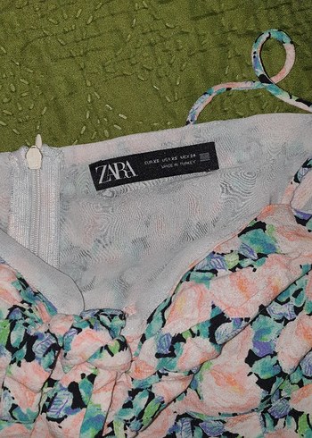 Zara Çiçek Desenli Bohem Mini Elbise