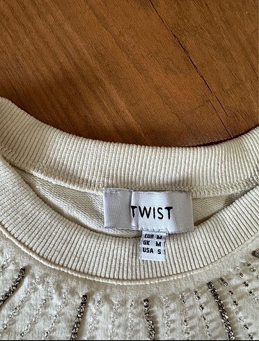m Beden ten rengi Renk Taşlı twist buluz