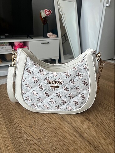 Guess Çanta A kalite