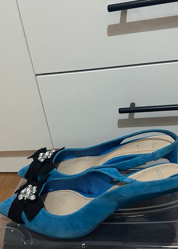 zara 36