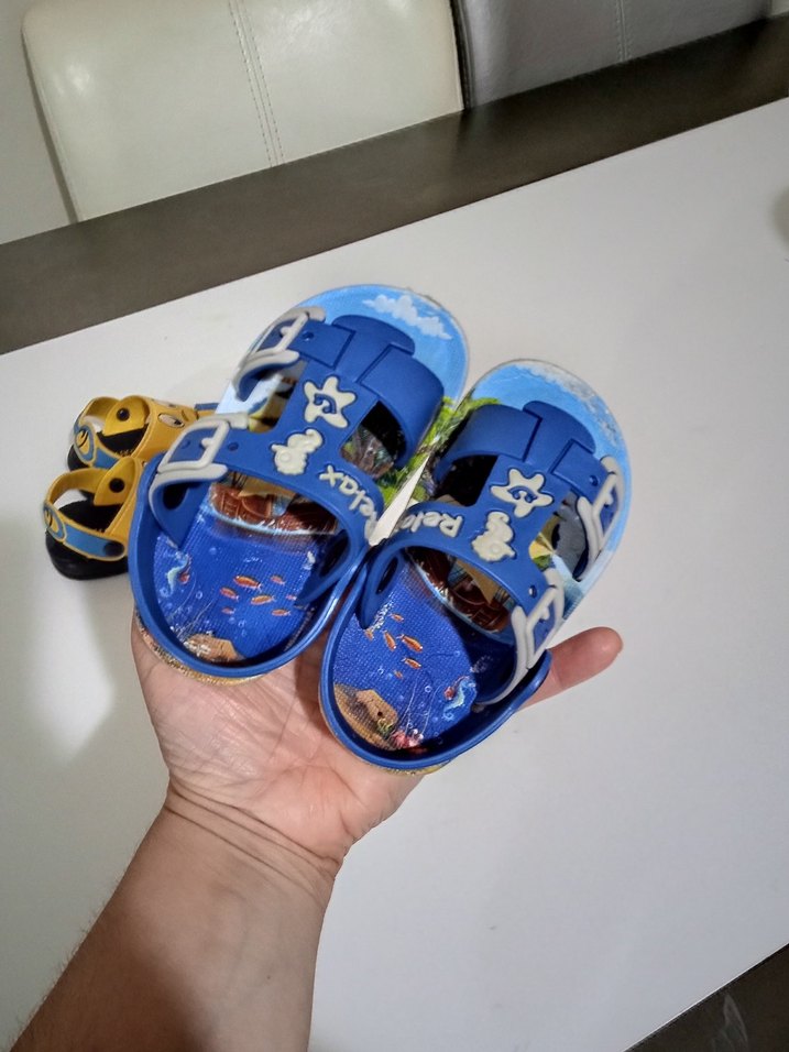 Çocuklar için renkli sandaletler - Görsel 5