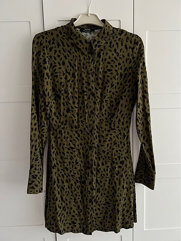 Bershka elbise