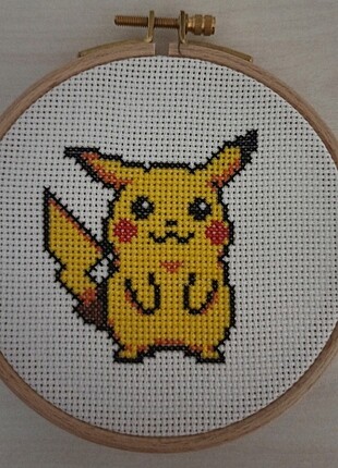 Pikachu kanaviçe pano (rezerve)