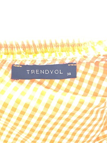 38 Beden çeşitli Renk Trendyol & Milla Bluz %70 İndirimli.