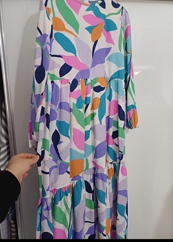Pastel Renkli Uzun V Yaka Elbise