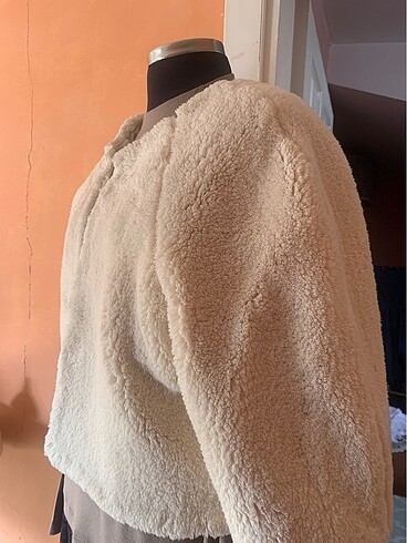 Diğer Peluş kısa ceket