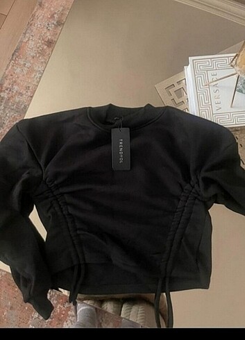 Siyah kadın crop bluz