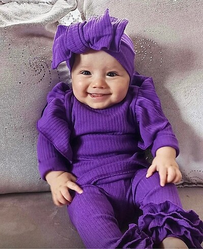 Fırfırlı Bluz Çift Fiyonk Bandana Tayt Kaşkorse 3?Lü Kız Bebek T