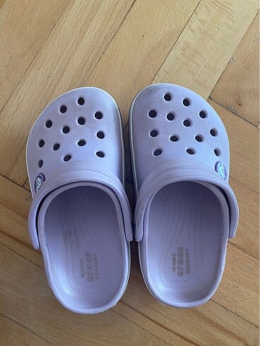 CROCS MOR TERLİK C9