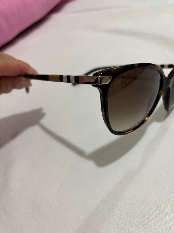 Burberry  Kadın Güneş Gözlüğü - Görsel 4