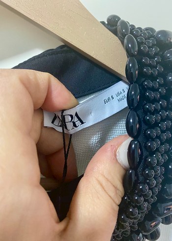 ZARA boncuklu bebe Yakalı Beyaz Mini Kolsuz Elbise - Görsel 3