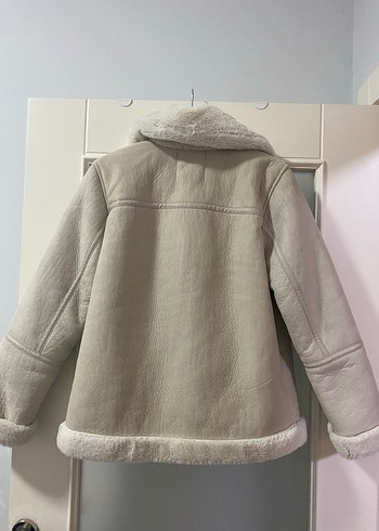 Stradivarius beyaz biker içi peluş dışı süet biker ceket - Görsel 2