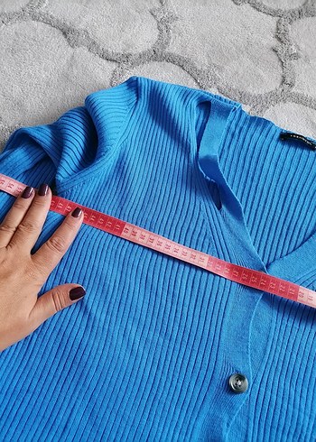 Düğmeli Mavi V Yakalı Kadın Hırka - Görsel 5