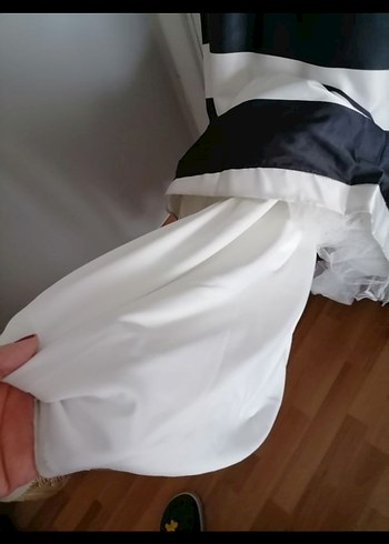 Siyah-Beyaz Çizgili Uzun Straplez Abiye - Görsel 7