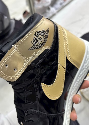 Parlak Altın Renkli Erkek Spor Ayakkabı - Görsel 4